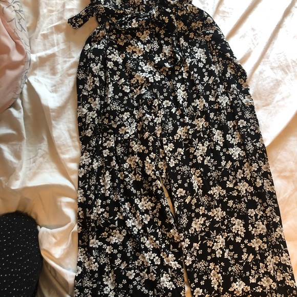 Flowy Pants With Tie in Front✨✨ - Picture 2 of 3